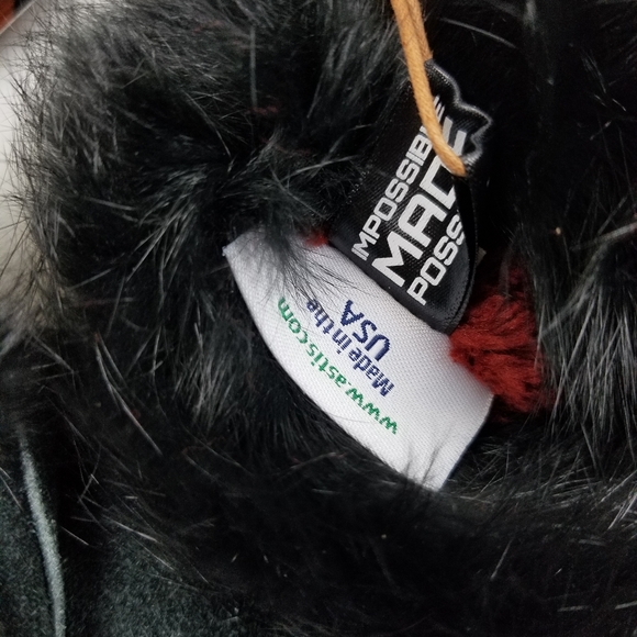 Filson X Astis Cowhide Vitus Bering Fur Mittens - Picture 8 of 9